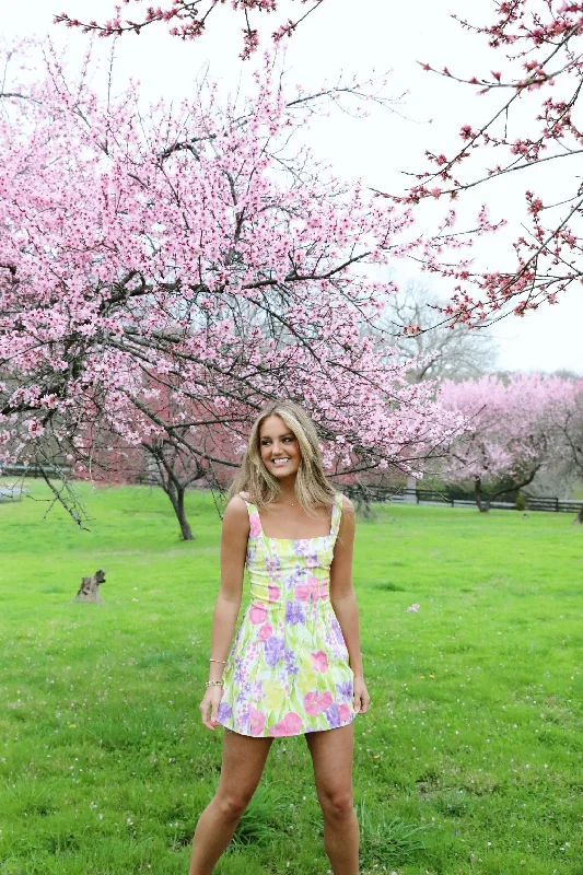 Prim Mini Dress - Blooming Tulips Fashionable Pleated Mini Dress