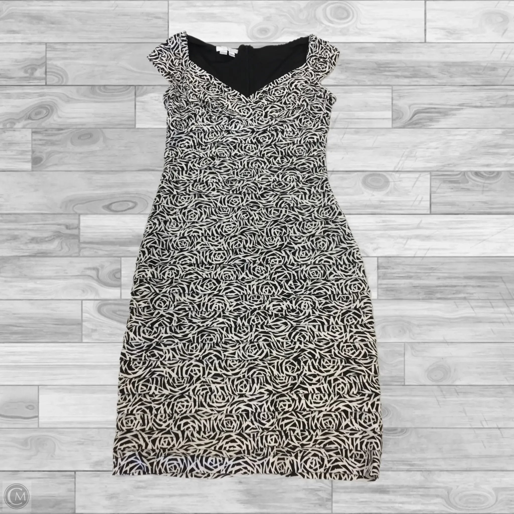 Dress Casual Short By London Times In Black, Size: 4p Boat Neckline Classic
