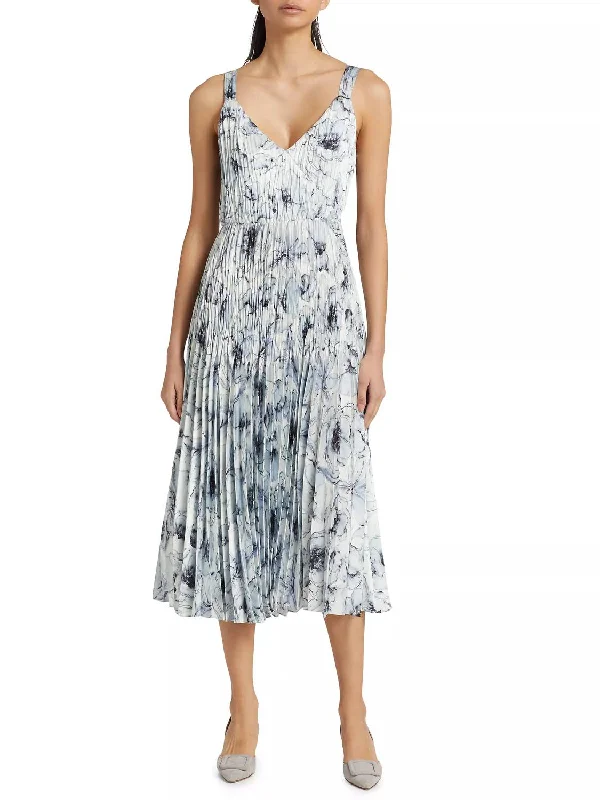 Washed Lily Pleated V-Neck Dress In 486 Pzr Tunics Seasonal trendy