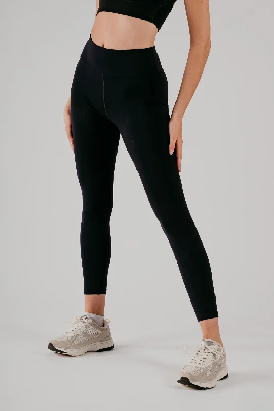 Phoenix Off Ice Leggings in Black Elegant Casual Fit Leggings