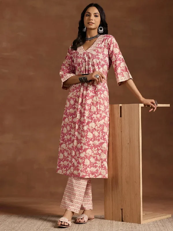 Peach Printed Cotton A-Line Kurta With Trousers Trousers Lace Delicate