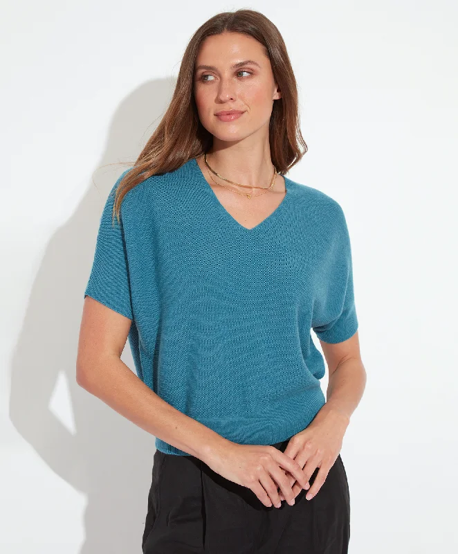 Essential V Pullover Short Sleeve Top
