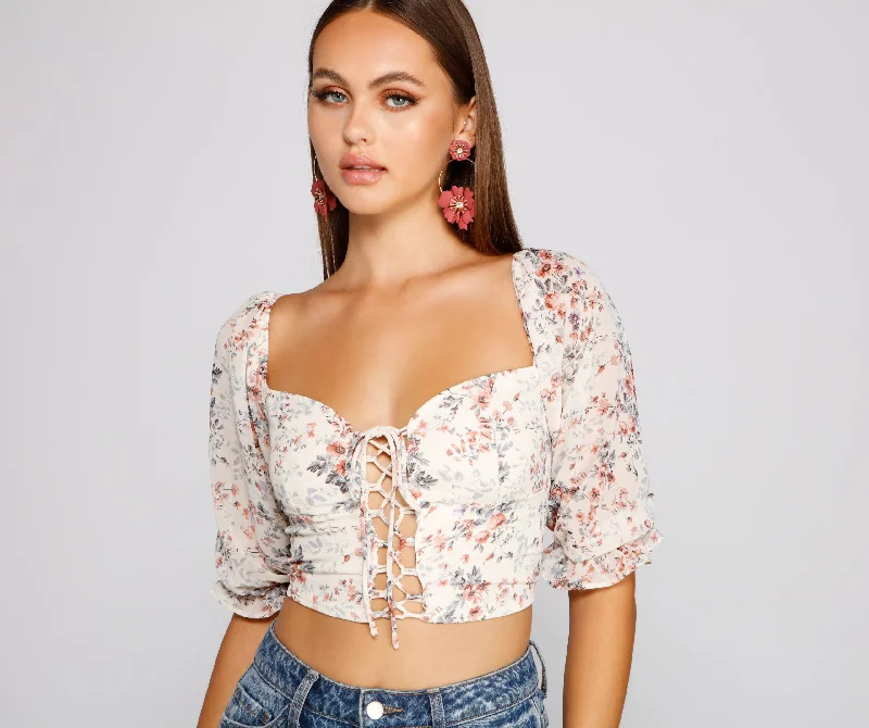 Darling Glam Floral Lace-Up Crop Top Solid Print Embellished