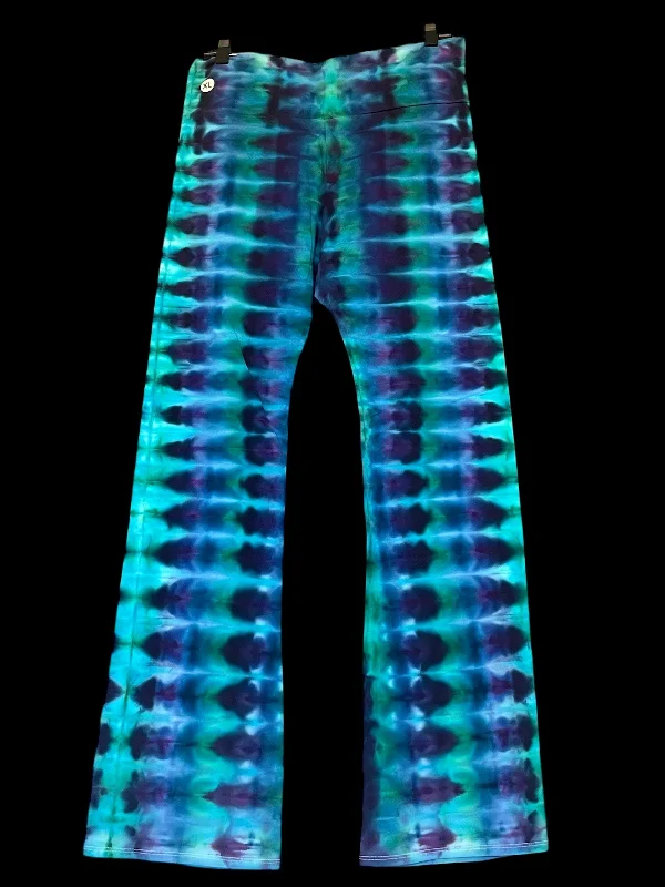 Flared Leggings X-Large Elegant Embellished Leggings