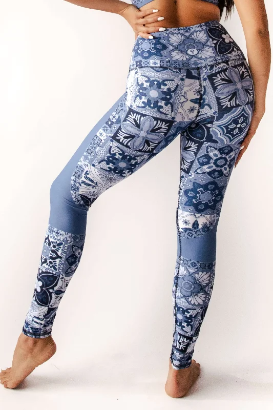 Mosaic In Blue Printed Yoga Leggings Elegant Shiny Black Leggings