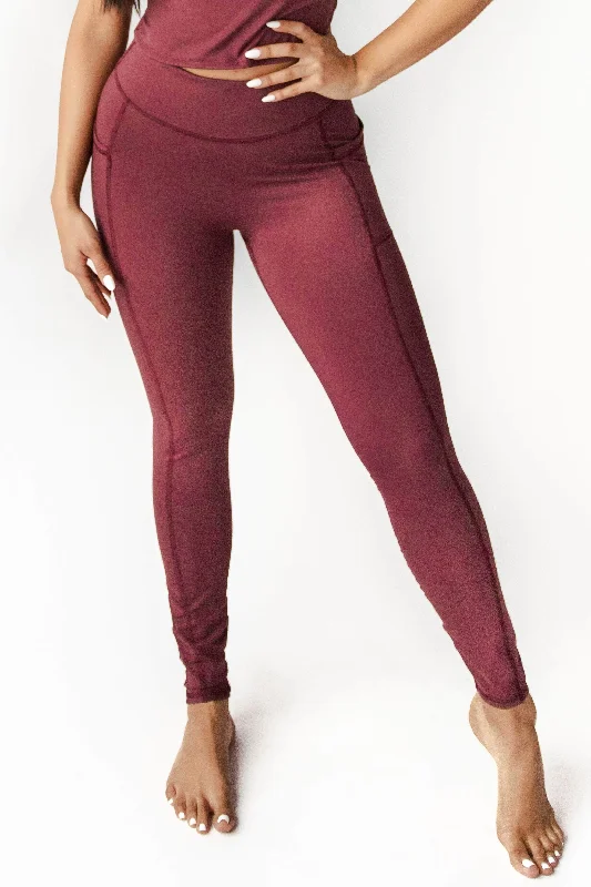 Non Stop Legging in Maroon Fashionable Smooth Fit Leggings