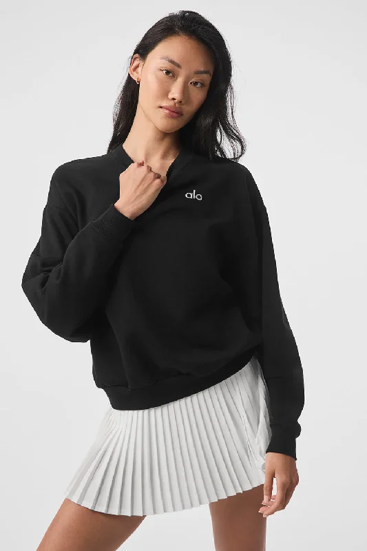 Accolade Crew Neck Pullover - Black Keyhole Neck Pullover