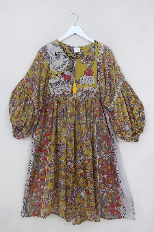 Daisy Midi Smock Dress - Buttercup Belle Yellow - Vintage Indian Cotton - Size L/XL Chic Floral Print Midi Dress Daisy Midi Smock Dress - Buttercup Belle Yellow - Vintage Indian Cotton - Size L/XL Chic Floral Print Midi Dress