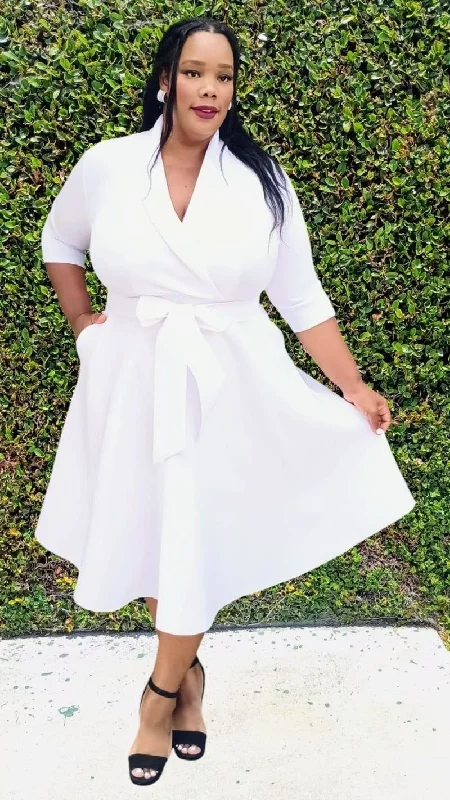 Plus Size 3/4 Sleeves  Flowy Warp Midi Flare Dress with Pockets and belt Classic Black Midi Dress